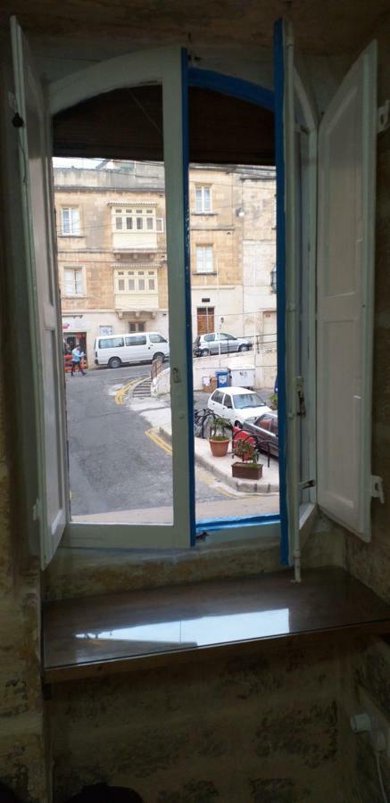 6 Apartment Birgu Bilik gambar
